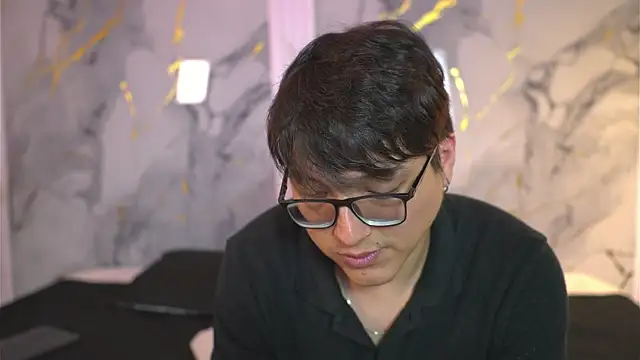 Snapshot of vanilla_hot chatting on October 2025 07:42:02 PM vanilla hot online show from October 2025 07:42:02 PM