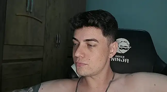 Dyllan   online show from January 2025 01:45:02 AM