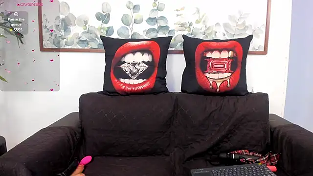 NicolettaLima online show from March 2025 08:17:01 PM