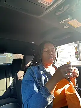 Snapshot of xoxoHotCoCo chatting on April 2026 01:27:02 PM xoxoHotCoCo online show from April 2026 01:27:02 PM