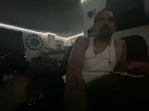 Snapshot of hornycouple818 chatting on January 2025 10:48:01 AM hornycouple818 online show from January 2025 10:48:01 AM