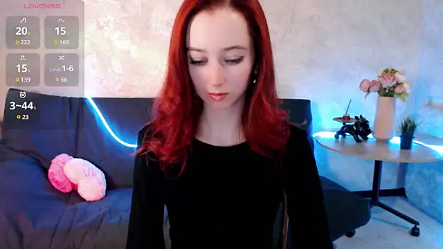 Snapshot of StelaMosy chatting on February 2025 03:42:01 PM StelaMosy online show from February 2025 03:42:01 PM