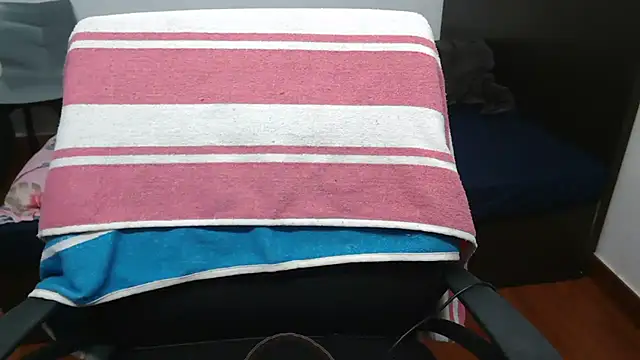 LovelyRosy online show from September 2025 12:37:02 AM