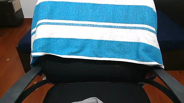 LovelyRosy online show from October 2025 01:03:01 AM