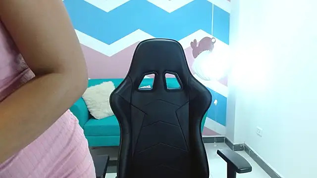 miss honey01 online show from February 2025 11:24:02 PM