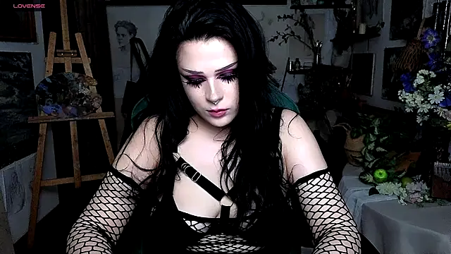 Snapshot of Rouz_Farrel chatting on October 2025 12:47:01 PM Rouz Farrel online show from October 2025 12:47:01 PM