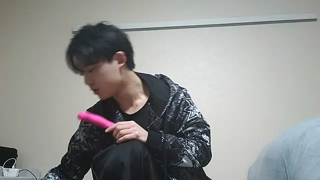 nunnun00 online show from February 2025 12:14:02 PM