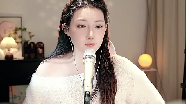 Dou-Dou-er online show from November 2025 12:49:02 PM