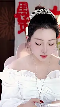 Snapshot of Dou-Dou-er chatting on January 2026 12:31:01 PM Dou-Dou-er online show from January 2026 12:31:01 PM