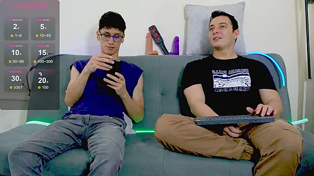 Cum hunters online show from March 2025 09:08:02 PM