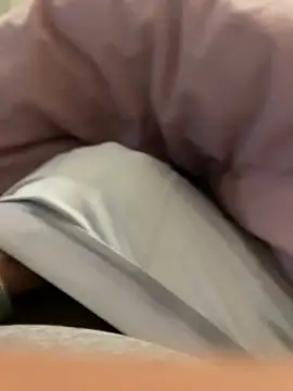 Snapshot of ezeksbrhuge chatting on January 2025 05:12:02 PM ezeksbrhuge online show from January 2025 05:12:02 PM