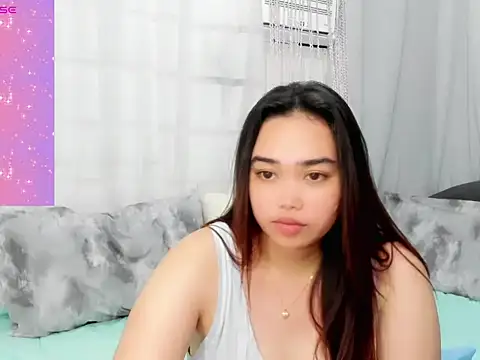 Snapshot of Love_Maybe chatting on May 2026 09:12:02 PM Love Maybe online show from May 2026 09:12:02 PM