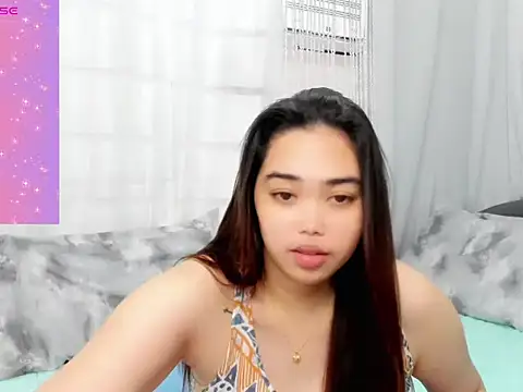 Snapshot of Love_Maybe chatting on May 2026 07:41:01 PM Love Maybe online show from May 2026 07:41:01 PM