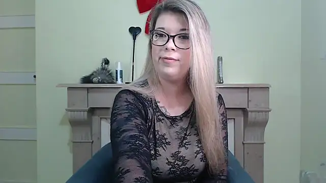 Snapshot of kamilalova chatting on February 2026 02:06:02 PM kamilalova online show from February 2026 02:06:02 PM