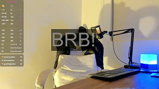 Snapshot of Fraannco chatting on March 2025 04:41:02 AM Fraannco online show from March 2025 04:41:02 AM