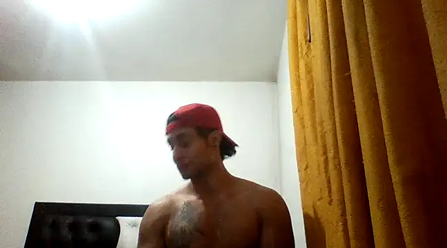 davidcr89 online show from February 2025 10:26:02 AM