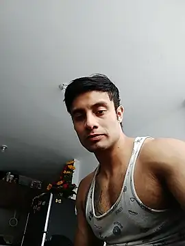 davidcr89 online show from November 2025 05:34:02 PM