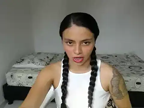 lana roman online show from January 2025 08:11:01 PM