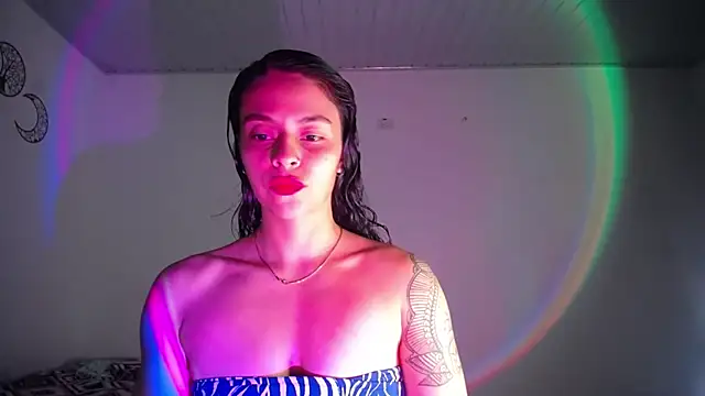 lana roman online show from November 2025 10:32:02 PM