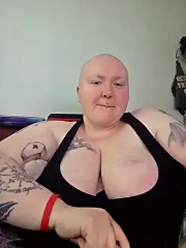 Snapshot of CorgiGodez98 chatting on April 2026 08:42:02 PM CorgiGodez98 online show from April 2026 08:42:02 PM