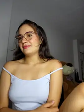 Snapshot of baaby-miiaa chatting on March 2025 02:39:01 AM baaby-miiaa online show from March 2025 02:39:01 AM