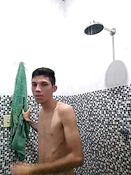 Snapshot of welitonzz28 chatting on February 2026 09:35:01 PM welitonzz28 online show from February 2026 09:35:01 PM