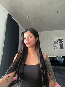 Snapshot of Rosariolovex chatting on February 2025 01:44:02 PM Rosariolovex online show from February 2025 01:44:02 PM