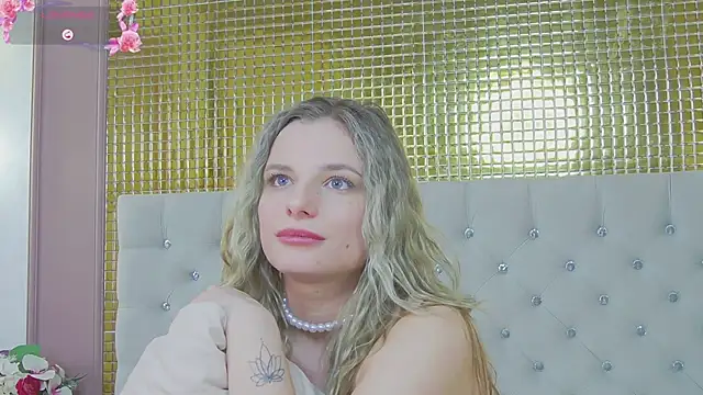 LanaSparks online show from February 2025 04:40:01 AM