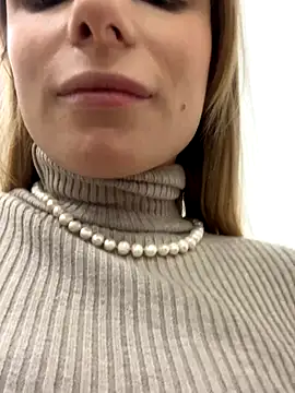 LanaSparks online show from September 2025 04:25:02 AM