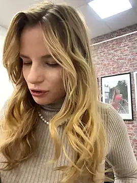 LanaSparks online show from September 2025 04:25:01 AM