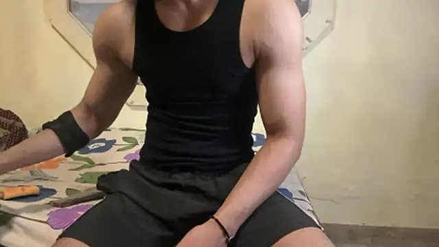 Snapshot of hot_hunk_boy chatting on July 2026 06:21:01 PM hot hunk boy online show from July 2026 06:21:01 PM
