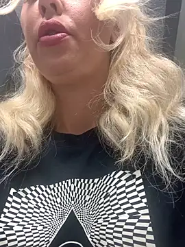 Snapshot of 1fun_one chatting on December 2025 12:55:02 PM 1fun one online show from December 2025 12:55:02 PM