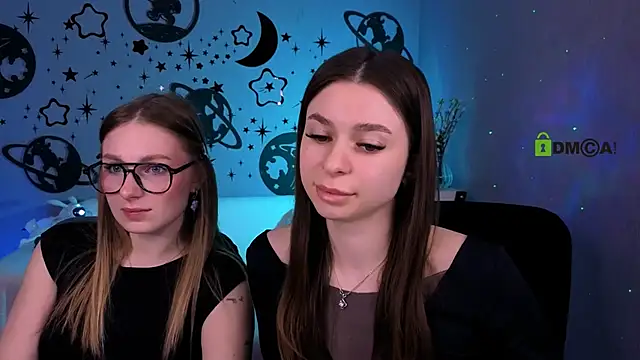 Snapshot of flora_ri chatting on April 2026 06:00:02 AM flora ri online show from April 2026 06:00:02 AM