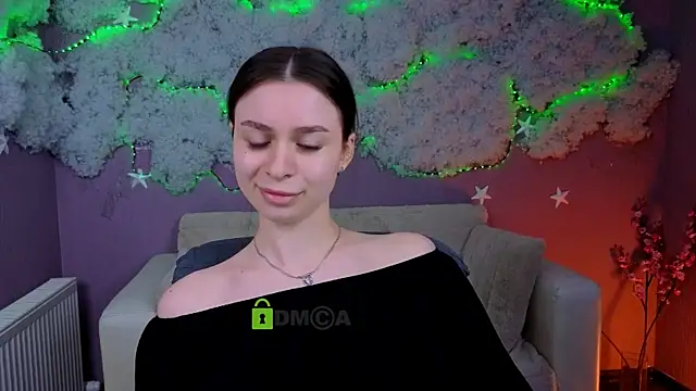 Snapshot of flora_ri chatting on April 2026 09:23:01 AM flora ri online show from April 2026 09:23:01 AM