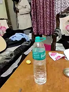 YourSuperTanya online show from February 2025 07:33:02 PM