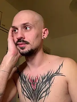 AssHunter4k online show from March 2025 08:42:02 PM