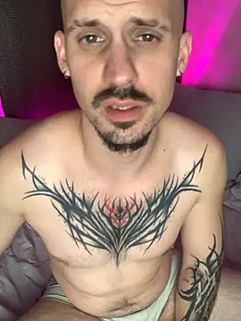 AssHunter4k online show from September 2025 06:08:02 PM