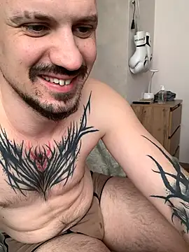 AssHunter4k online show from April 2026 07:06:01 AM