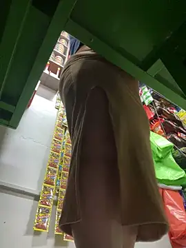 Miia Jazmin online show from October 2025 01:09:01 PM