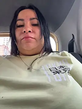 Miia Jazmin online show from April 2026 12:10:01 PM