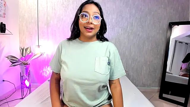 Snapshot of isabella_zc chatting on February 2025 11:36:01 AM isabella zc online show from February 2025 11:36:01 AM