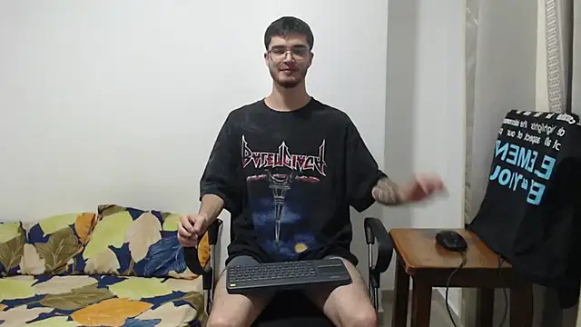 Aleex Miller online show from October 2025 03:17:01 AM