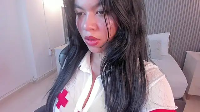 Snapshot of adarna13_ chatting on April 2026 07:39:02 PM adarna13 online show from April 2026 07:39:02 PM