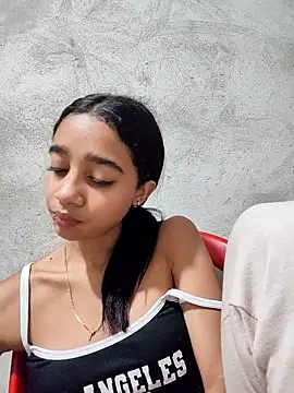 Snapshot of Zoe_Sweett18 chatting on February 2026 12:31:01 PM Zoe Sweett18 online show from February 2026 12:31:01 PM