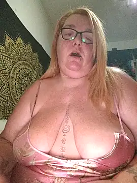 Snapshot of diosacurvy1984 chatting on October 2025 09:15:01 PM diosacurvy1984 online show from October 2025 09:15:01 PM