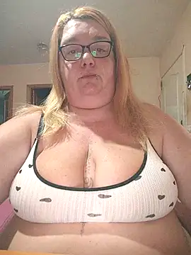 Snapshot of diosacurvy1984 chatting on November 2025 07:51:01 AM diosacurvy1984 online show from November 2025 07:51:01 AM