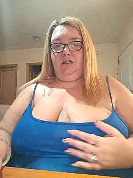 Snapshot of diosacurvy1984 chatting on November 2025 09:12:02 AM diosacurvy1984 online show from November 2025 09:12:02 AM