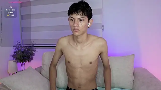 Snapshot of arito__ chatting on March 2026 10:13:02 PM arito online show from March 2026 10:13:02 PM