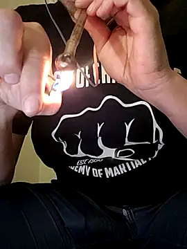 Snapshot of almighty_d chatting on January 2025 04:22:02 AM almighty d online show from January 2025 04:22:02 AM