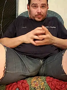 Snapshot of almighty_d chatting on March 2025 08:46:01 AM almighty d online show from March 2025 08:46:01 AM